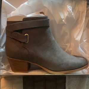 Gianni Bernini boots. New in box.